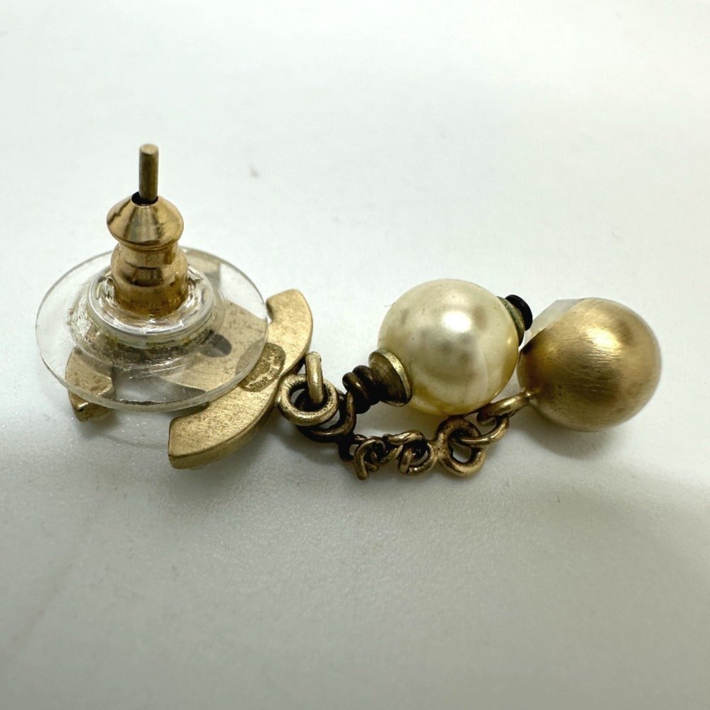 CHANEL Authentic Gold Pearl Logo Earrings - Picture 9 of 12